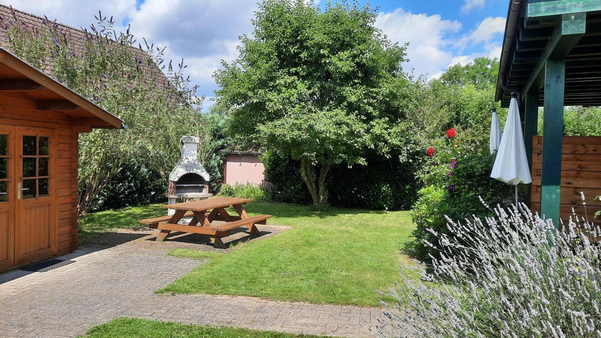 Sasse Mit Garten & Grill Apartment